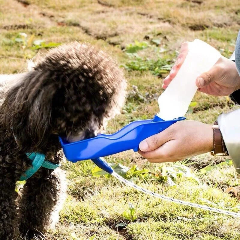The Pocket Water Bottle – Foldable Dog Drinking Bottle