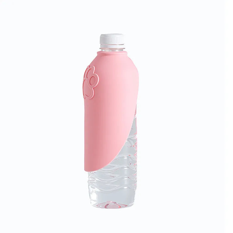 The Walkies Water Leaf – Foldable Bottle Drinker